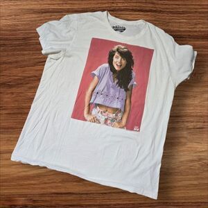 Old Navy Collectabilitees Saved By The Bell Kelly Kapowski White Graphic Tee